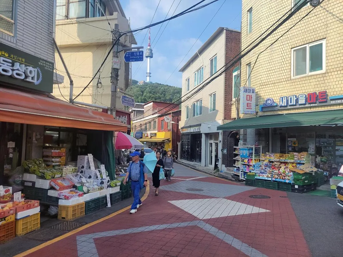 Newly Renovated 2 Bedroom Apartment #7 Seoul