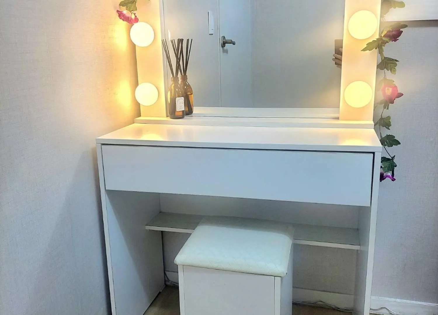 Newly Renovated 2 Bedroom Apartment #7 Seoul South Korea