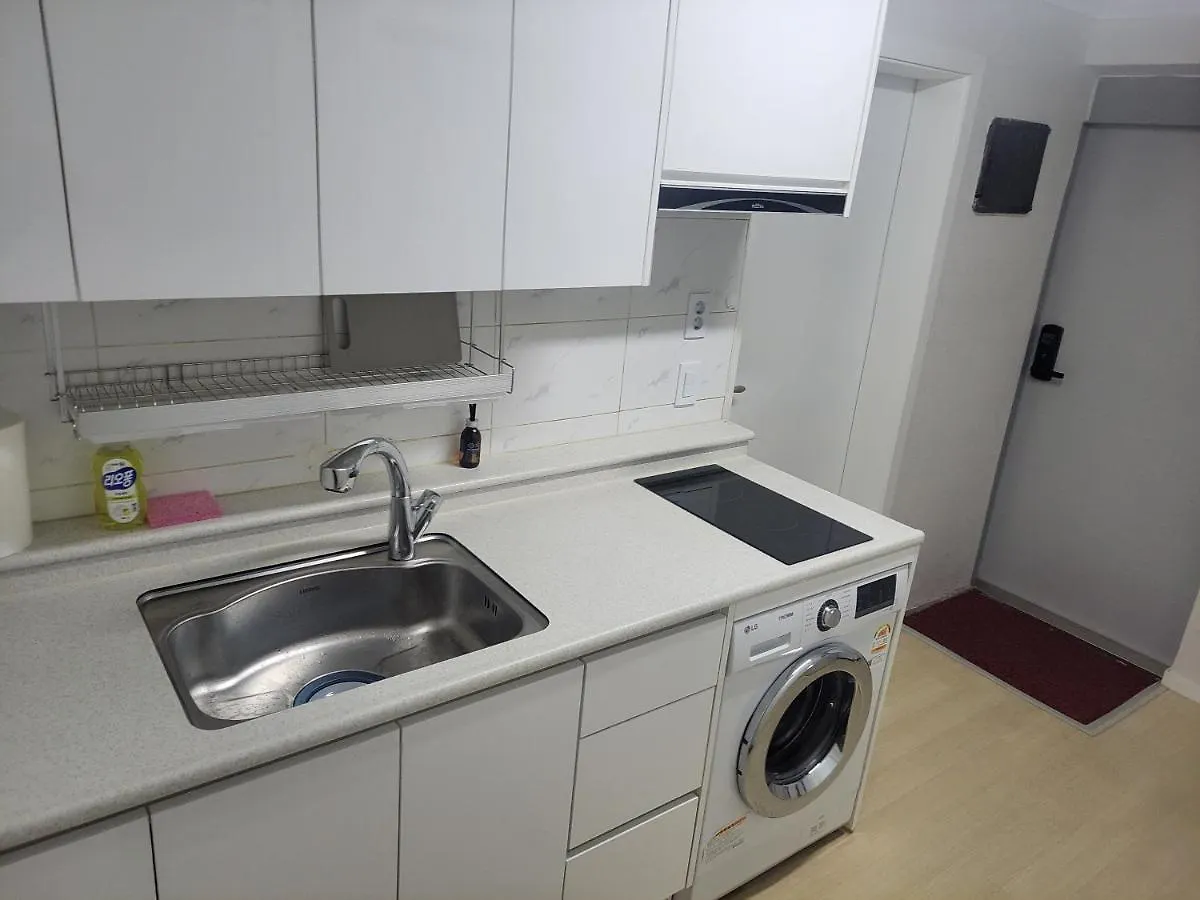 Newly Renovated 2 Bedroom Apartment #7 Seoul 0*,  South Korea